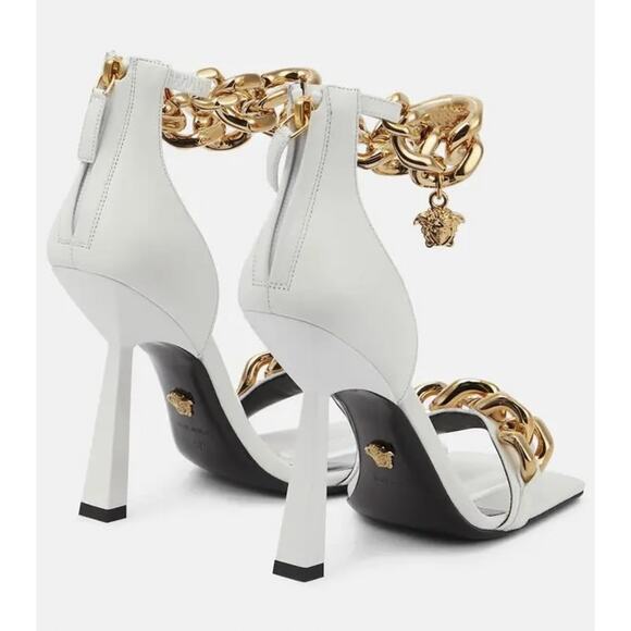 Versace NIB Medusa Square Toe Curb Chain Ankle Strap Heels Sandals 39.5 White - Picture 4 of 8